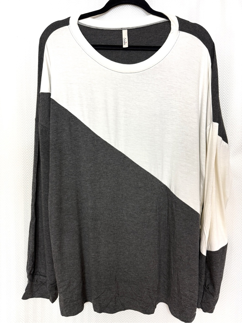 Celeste Color Block Long Sleeve Top Size XL